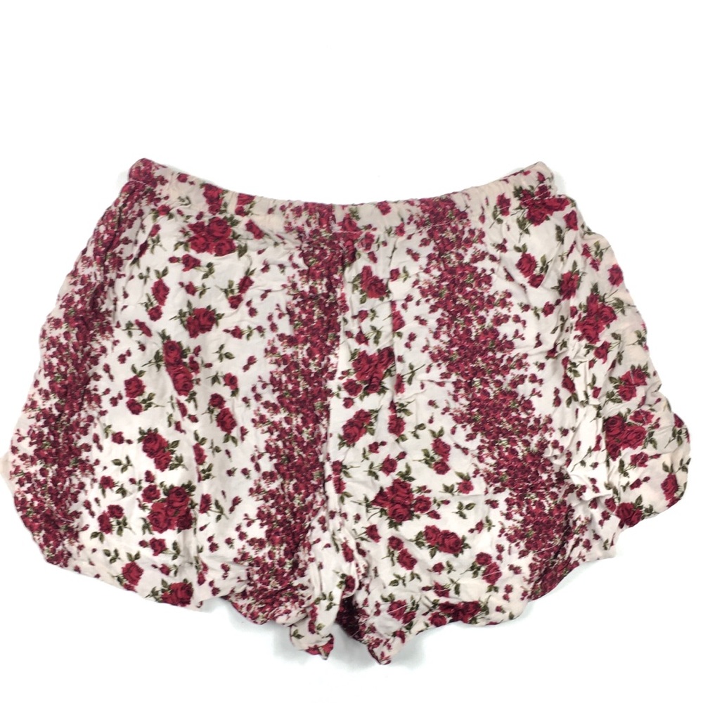 Brandy Melville Floral Rose Remi Short - Picture 7 of 8